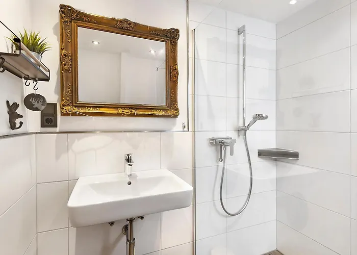 Nurdachhaus Sauerland 度假居 *